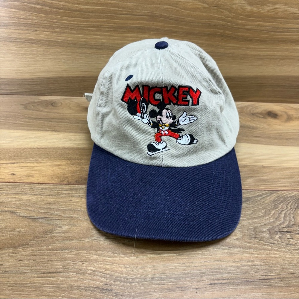 Vintage Rare Mickey Mouse Ice Skates Disney On Ice Dad Hat Ball Cap Adjustable